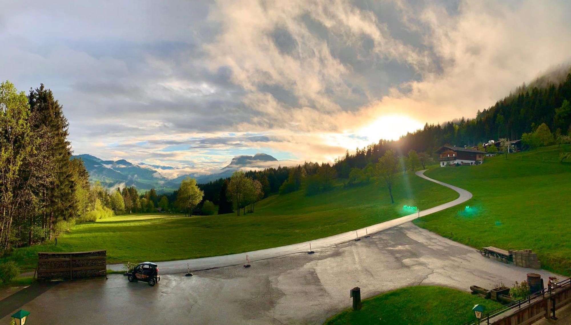 Boutique-Pension Jaegerwirt Scheffau am Wilden Kaiser Eksteriør billede